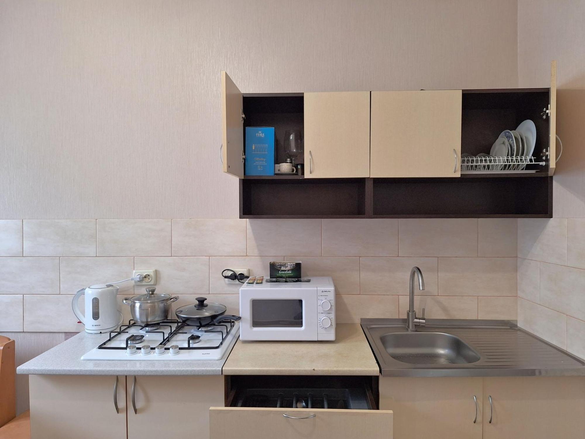 синя квартира. мережа Alex Apartments. цілодобове безконактне заселення 24-7 Апартаменты